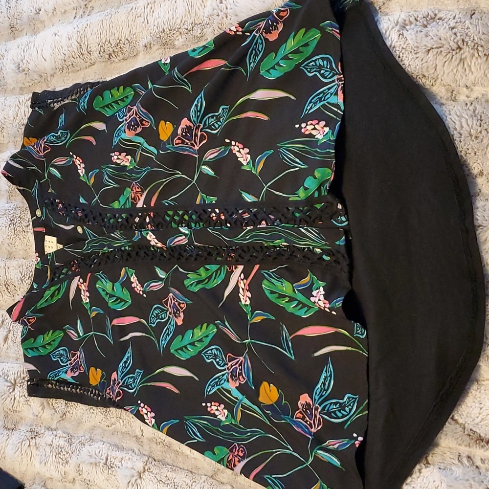 Tropical Top